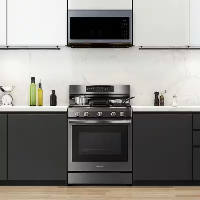 6 cu. ft. Wi-Fi Convection Gas Range with AirFry in Black Stainless Steel G9115