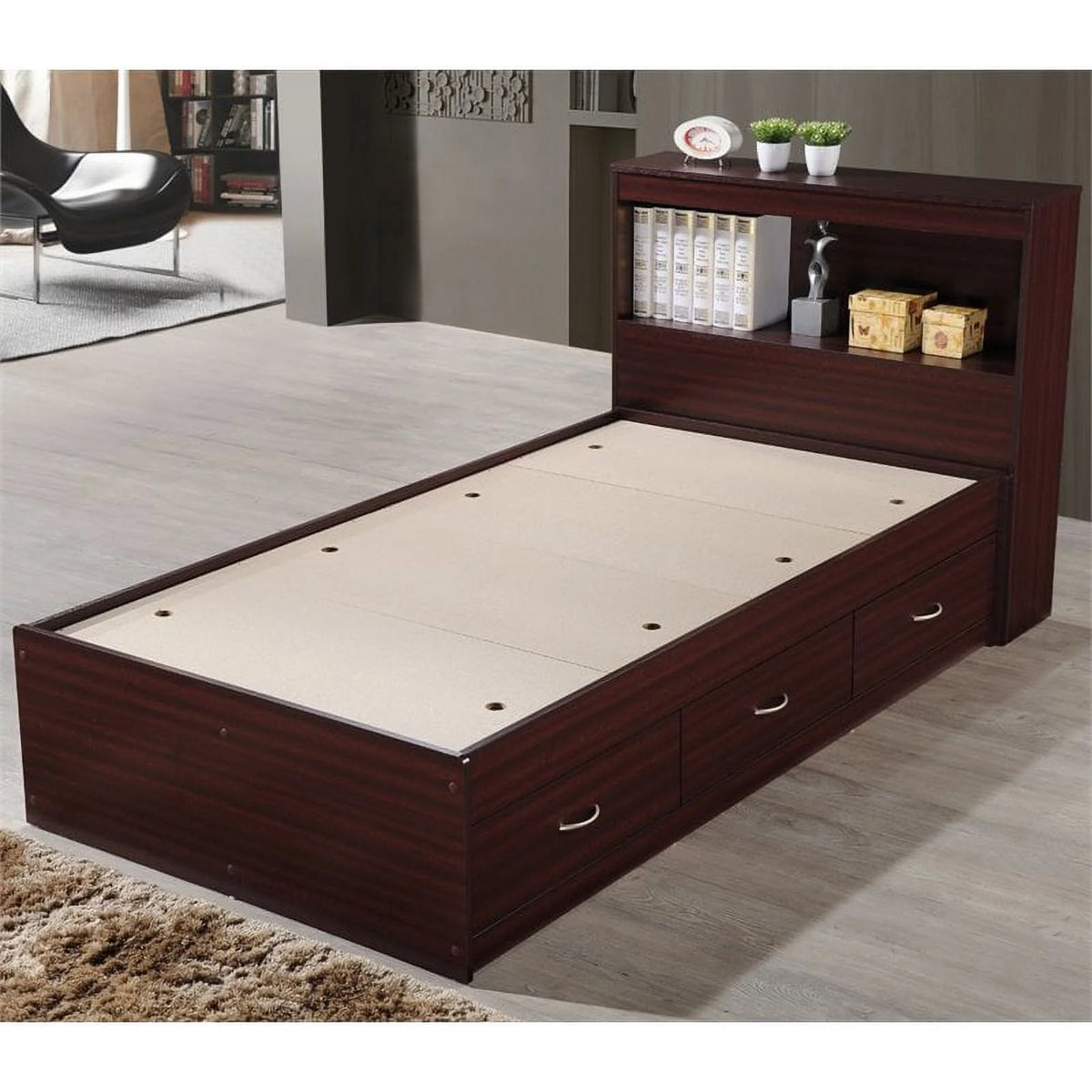 2 Piece Bedroom Set with Captain Bed and Chest in Mahogany Wood W419