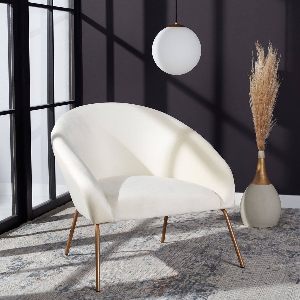Cream Velvet Accent Chair V679