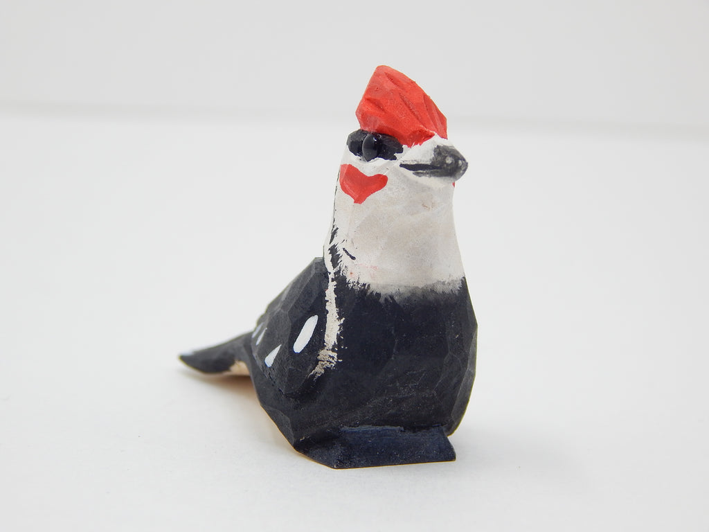 Woodpecker Wood Figurine Handmade Bird Carving Collectible O9645