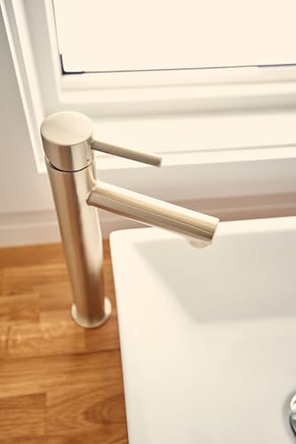 Chrome One-Handle Single Hole Vessel Sink Bathroom Faucet J380740