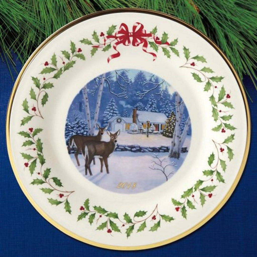 Outdoor Cabin Holiday Plate R310