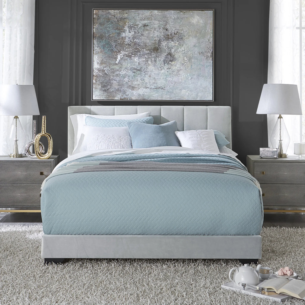 Platinum Gray Upholstered Queen Bed M2727