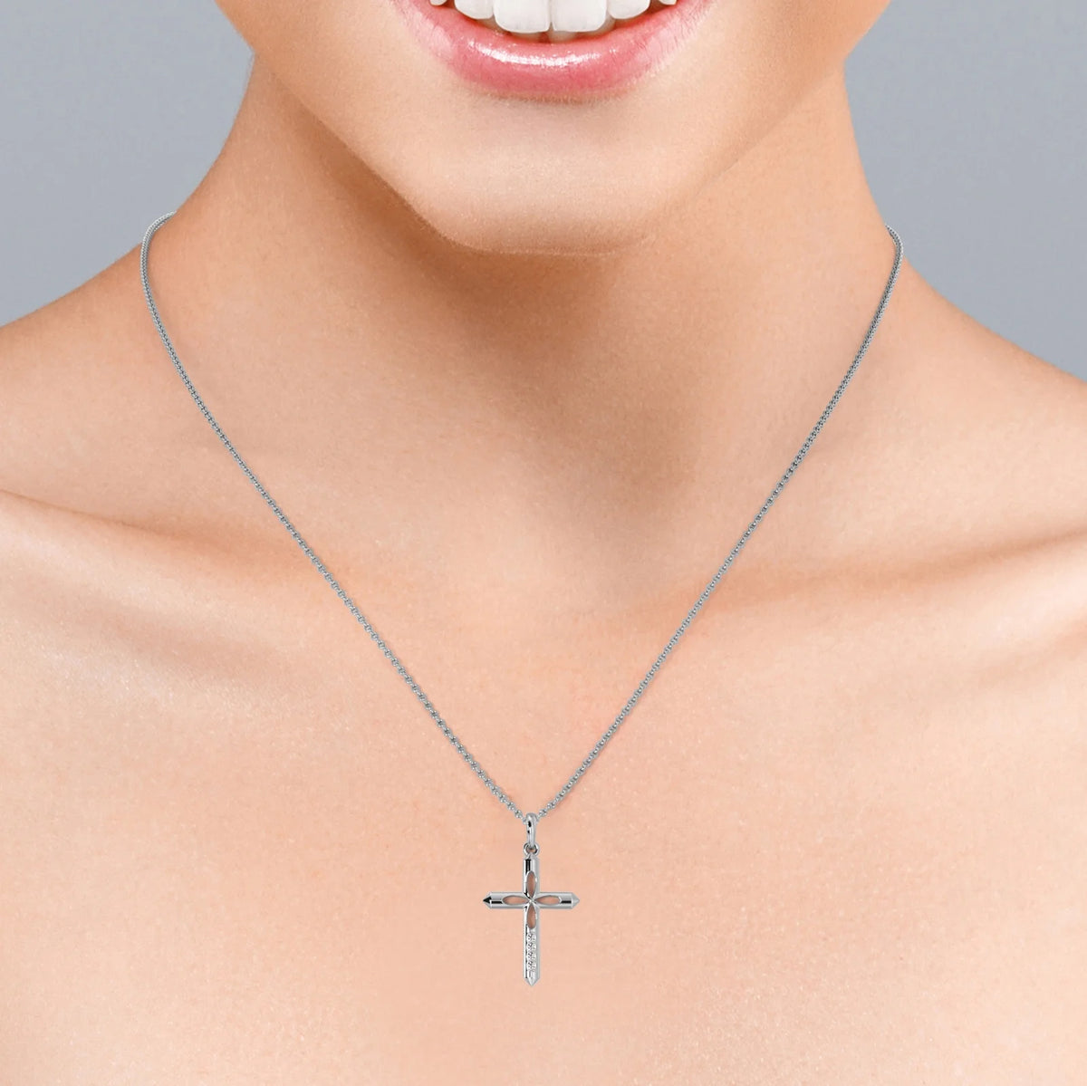 4-Petal Pencil Diamond Mini-Pave Pendant Necklace in 18K White Gold Plating over Silver R737
