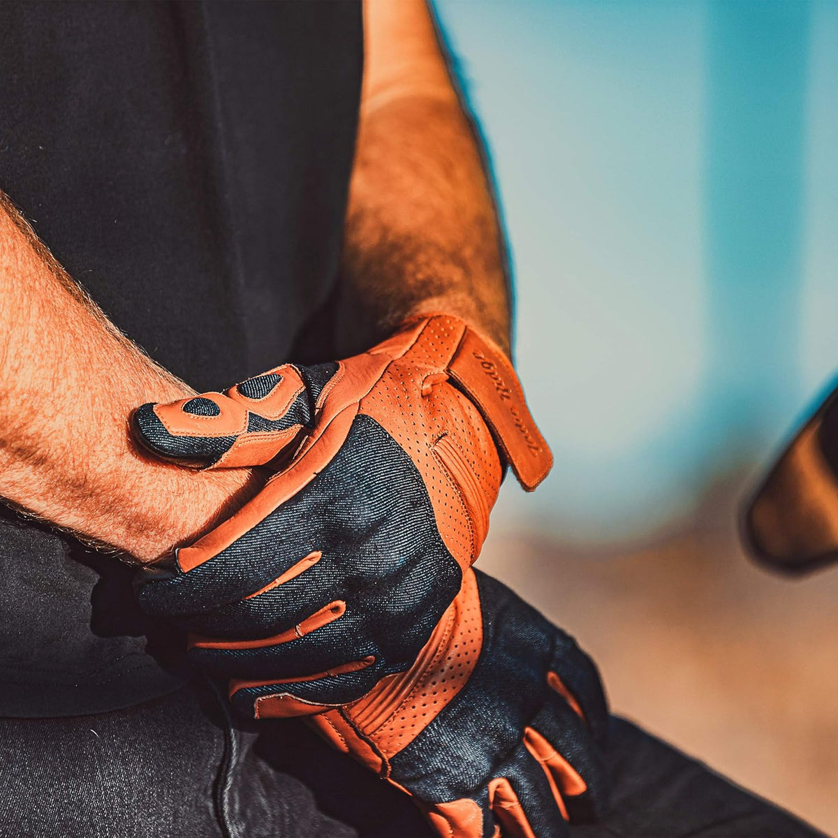 Leather Motorcycle Gloves with Touchscreen U9788