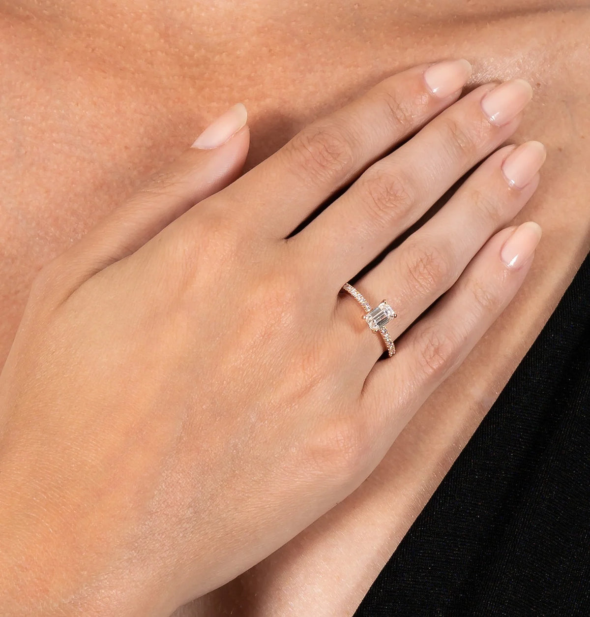 Emerald-cut Diamond Engagement Ring K652