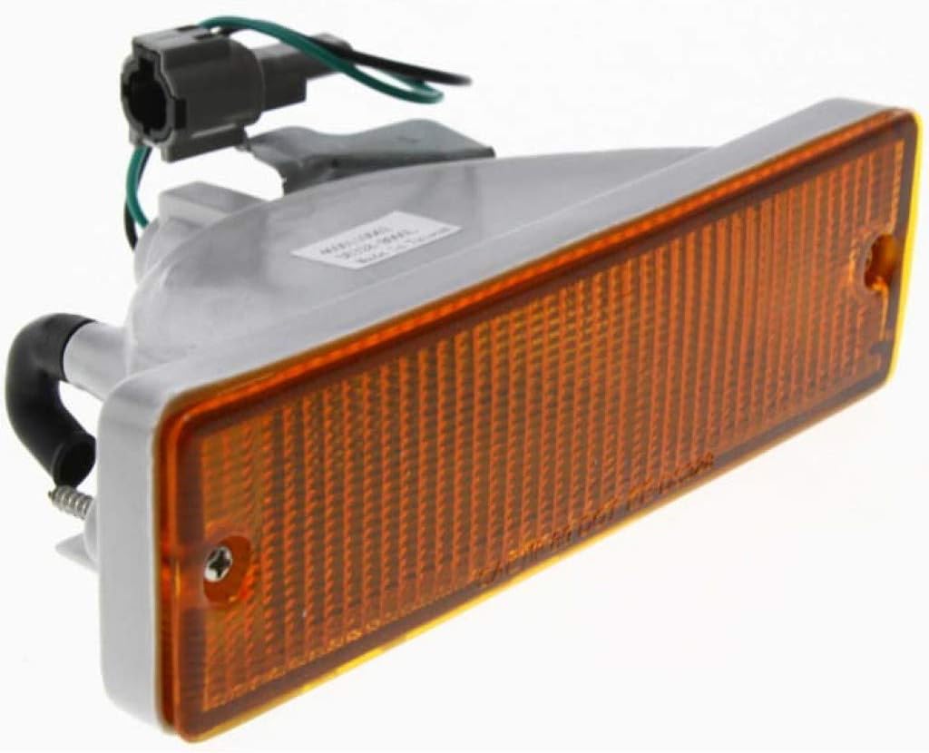 Amber Turn Signal Light Pair for Nissan Pickup J826177