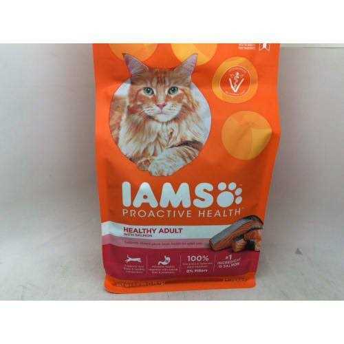 Salmon Adult Dry Cat Food J4708