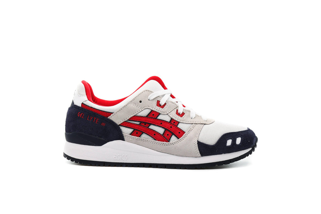 Classic Red Sneakers H444143