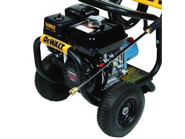 3200 PSI 2.8 GPM Gas Pressure Washer Y777131