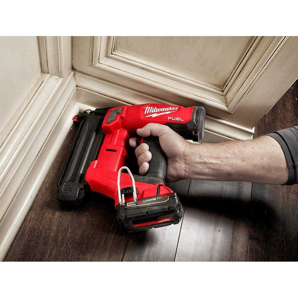 18 Gauge Brad Nailer Y863682