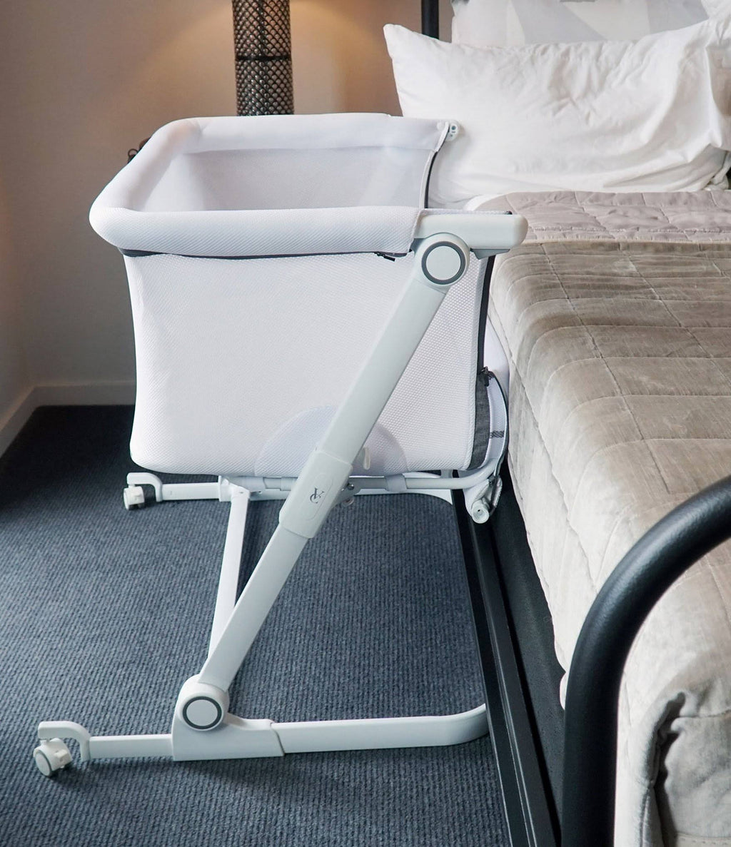 Portable Bassinet Black K425