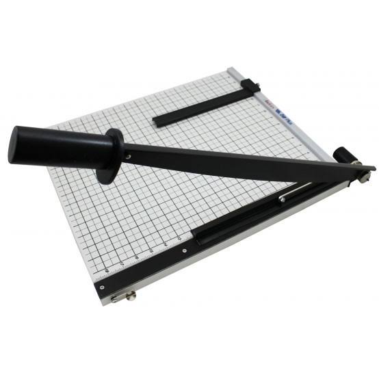 Guillotine Cutter B3776
