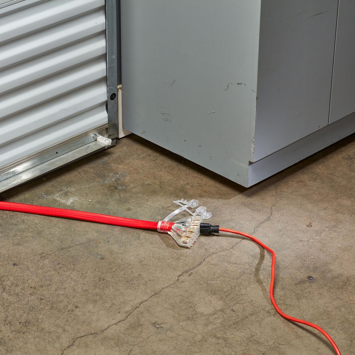 25 ft. 30 Amp 125/250V 4-Outlet Generator Extension Cord H53345
