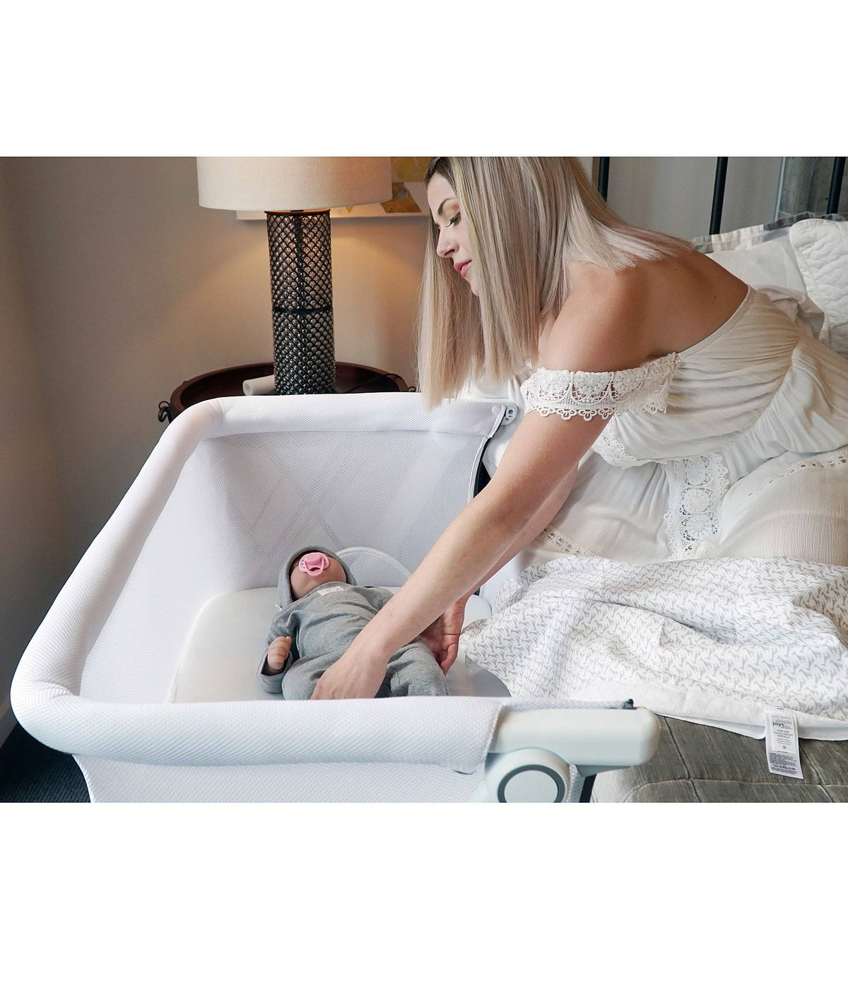 Portable Bassinet Black K425