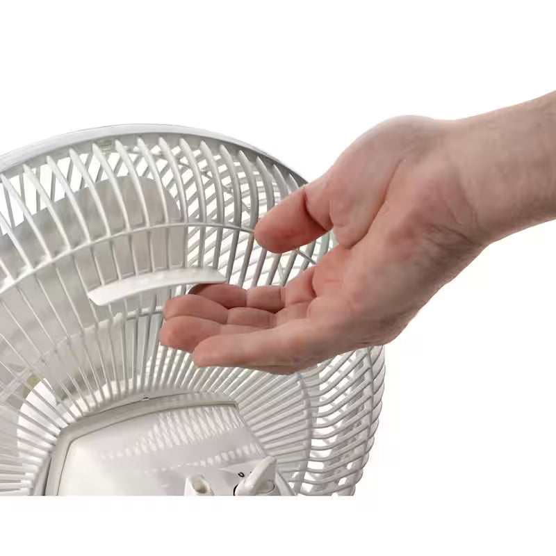 White 3 Speed Oscillating Table Fan R10518